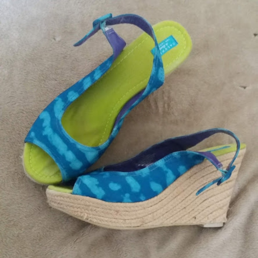 Blue and Green wedge